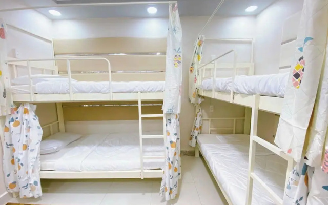 Saigon Authentic Hostel & Tours – Guest Rooms – Ho Chi Minh City