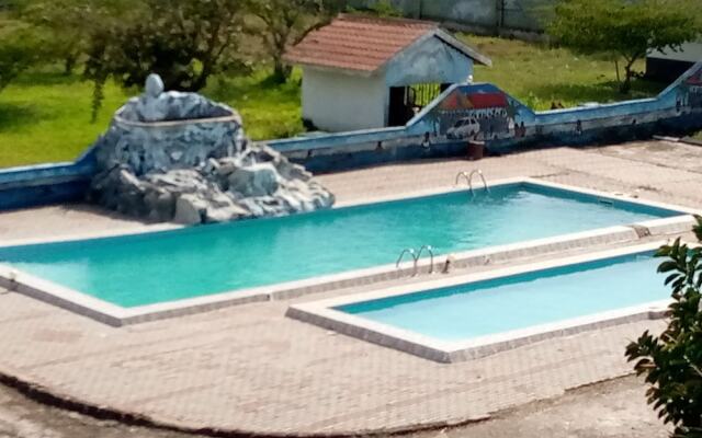Morio Motel and Campsite