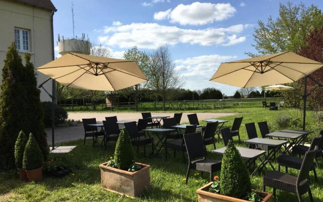 Logis Hôtel Les Nympheas