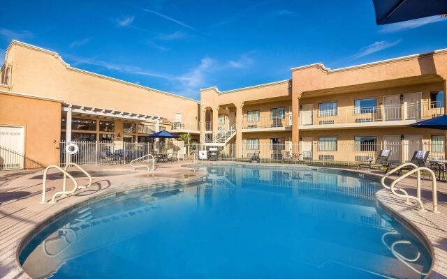 Clarion Suites Saint George