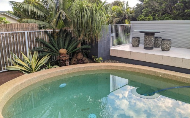 Phoenix Oasis, Family and Pet Friendly Apartment with Pool – Pool – Port Macquarie