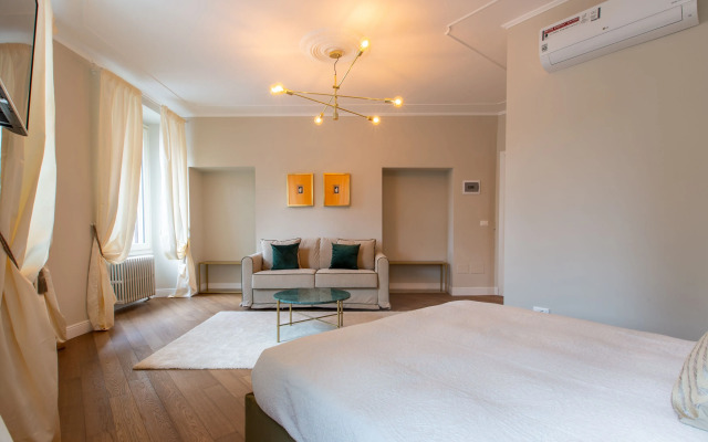 Daplace - Corso Monforte Suites