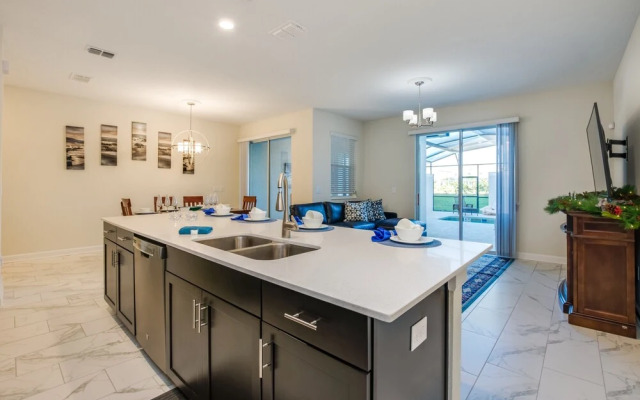 Stinger Drive villa 8953 Champions Gate