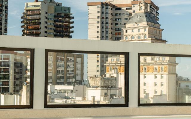 Argenta Tower Hotel & Suites