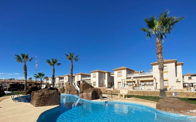 Brisa Golf III Luxury Townhouse With Comm Pool EB5