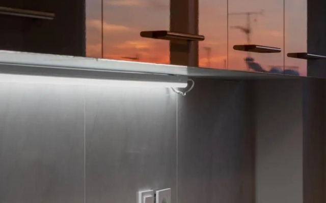 Sunny penthouse w/ Acropolis view next to metro