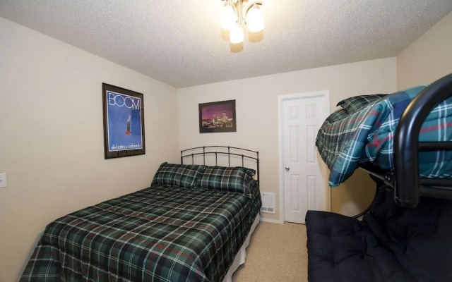 Base 9 #B103 by RedAwning