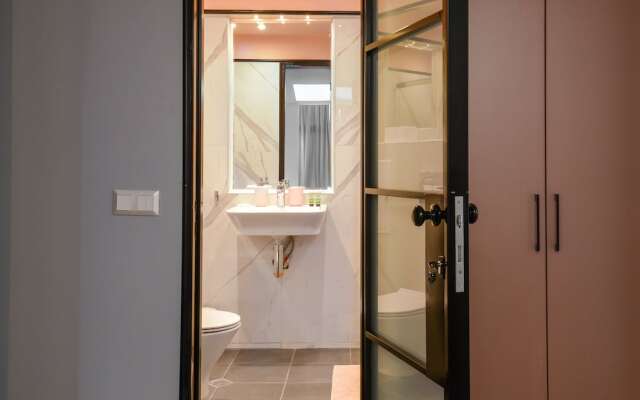 FM Luxury 1-BDR Apartment - ROSE