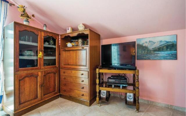 Stunning Apartment in Karlobag With Wifi