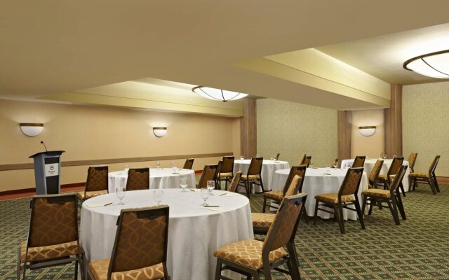 Sheraton Ottawa Hotel