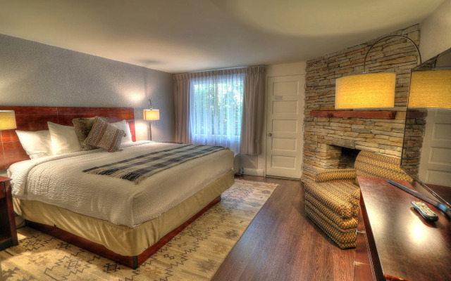 River Edge Inn