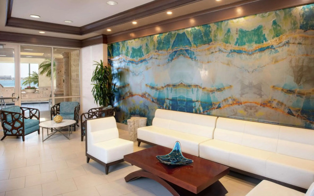 Hilton San Diego Airport/Harbor Island