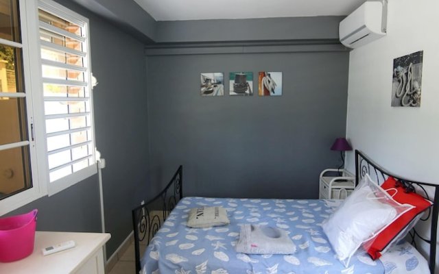 House With 2 Bedrooms in Les Trois-îlets, With Enclosed Garden and Wif