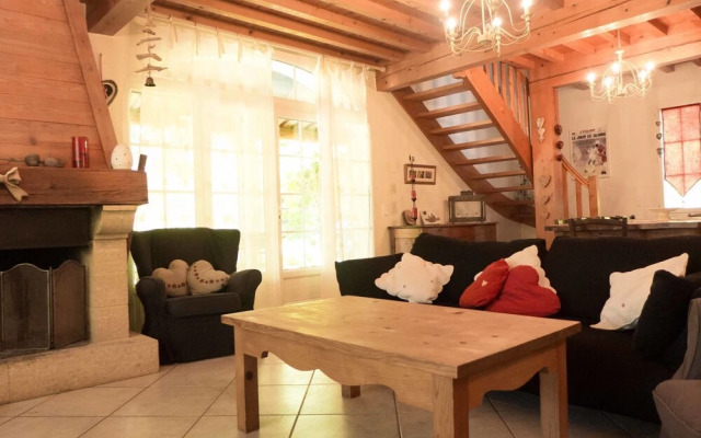 Large House With Pool in a Lush Green Environment