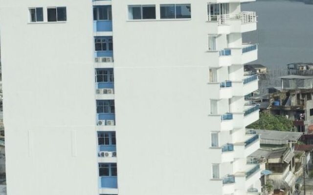 Hotel Balcones De La Bahia