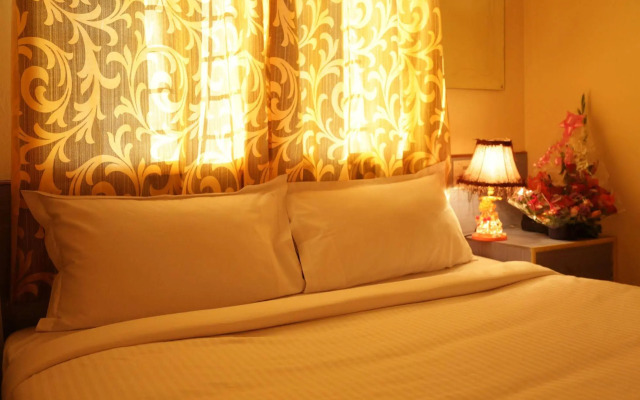 Ample Inn