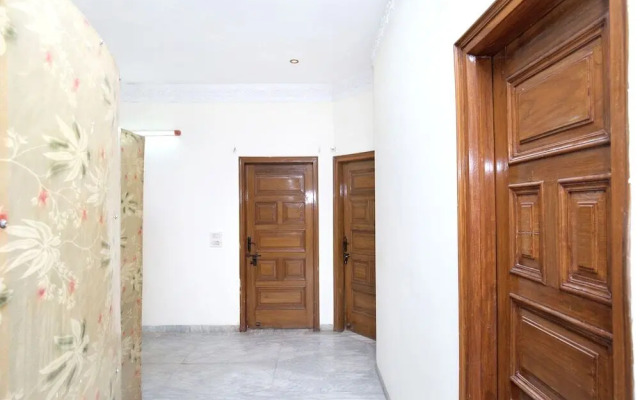 The Corner House By OYO Rooms