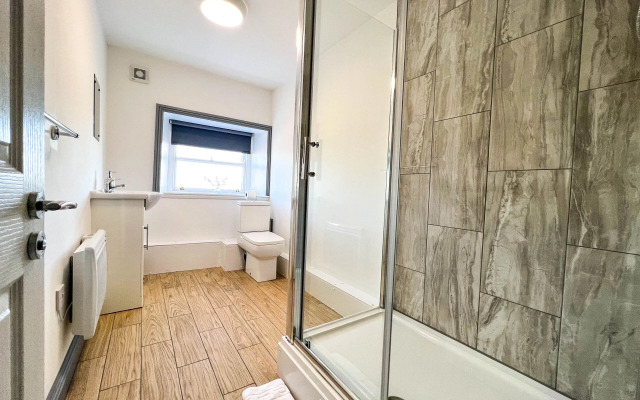 The Quayside Apartment Hotel