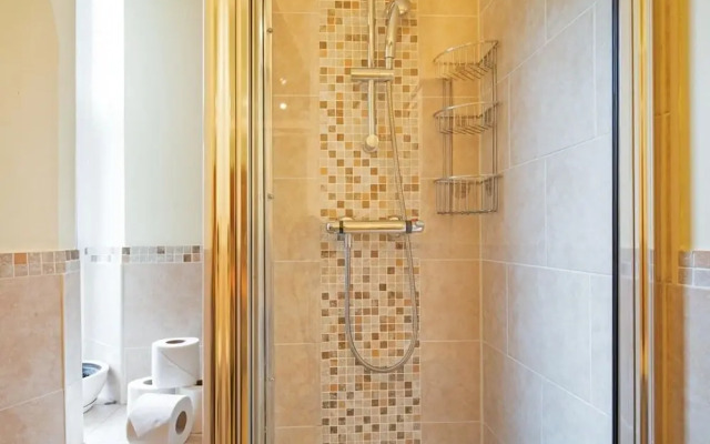 Spacious 1 Bed Apartment Near Kentish Town