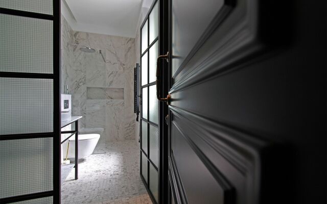 Almayer Art & Heritage Adults Only Hotel & Dépendance Rooms