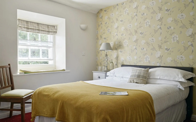 Tennant Arms Hotel