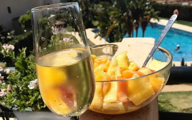 Cozy Townhouse With sea View in Marbella Mijas