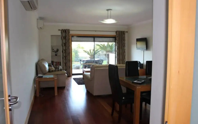 Charming 3-bed Apartment in Albufeira