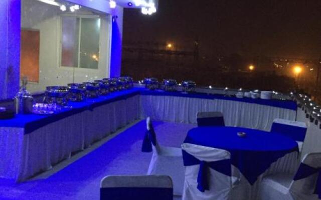 Hotel Om Palace Ajmer Road