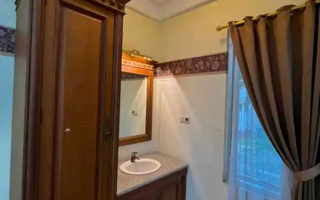 Inez Apartment Unit 1