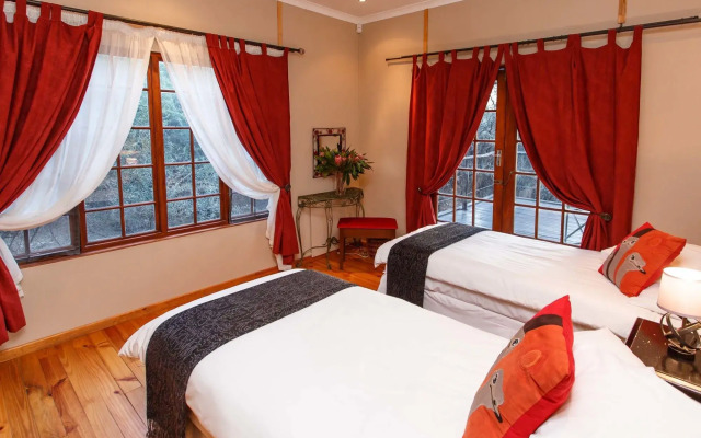 Chandelier Game Lodge