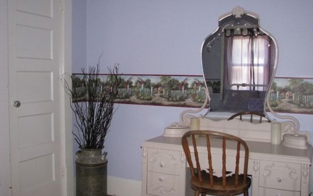 Auberge De Mon Petit Chum B&B