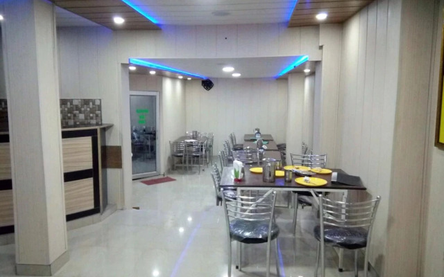 Goroomgo Galaxy Inn Manali
