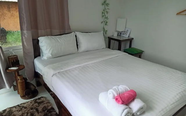 The Forest Hill Cafe & Homestay