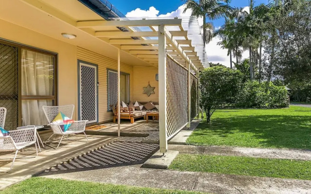 Your Luxury Escape - Bungalow 8