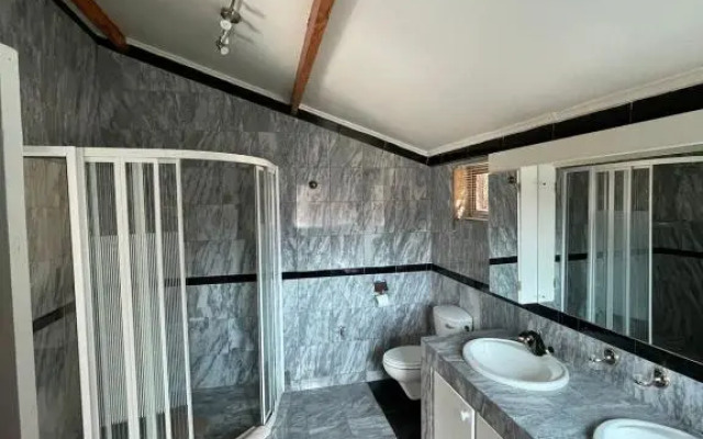 Zinzanathi Guesthouse