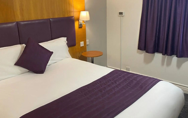 Purple Roomz