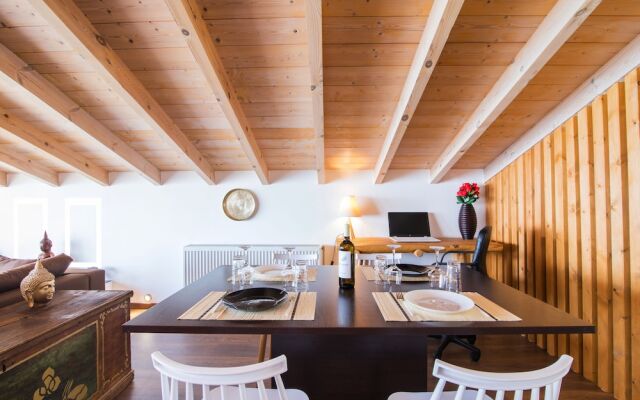 Blue sky loft by Corfuescapes