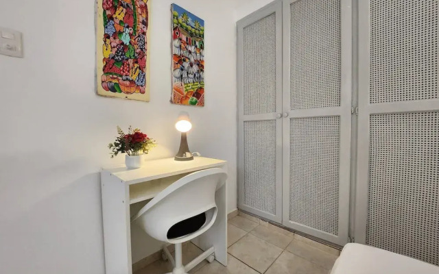 Secure 3-pers Apartment Close to the Beach