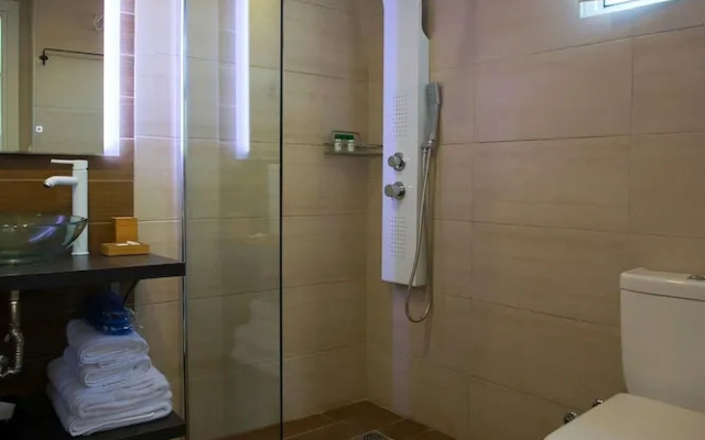Salonikiou Beach Luxury Residences