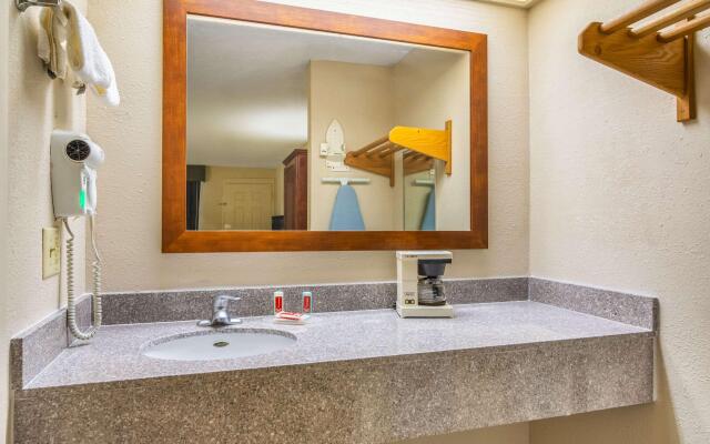 Red Roof Inn Sanford