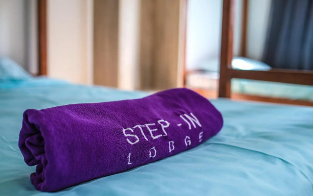 Step In Lodge - Hostel
