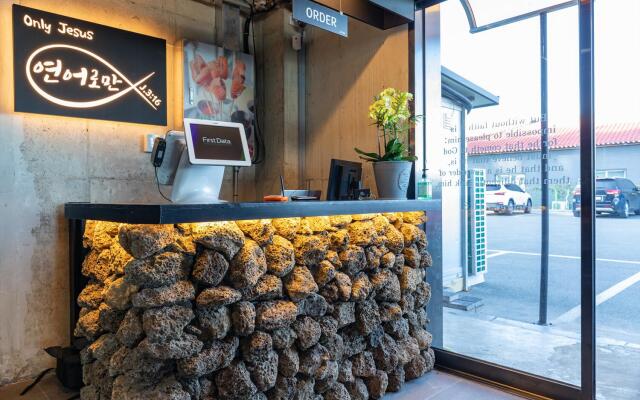 Sokcho W Spa Pool Villa B