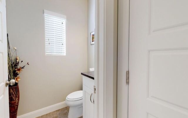 Sweet 3 Bedroom Apts