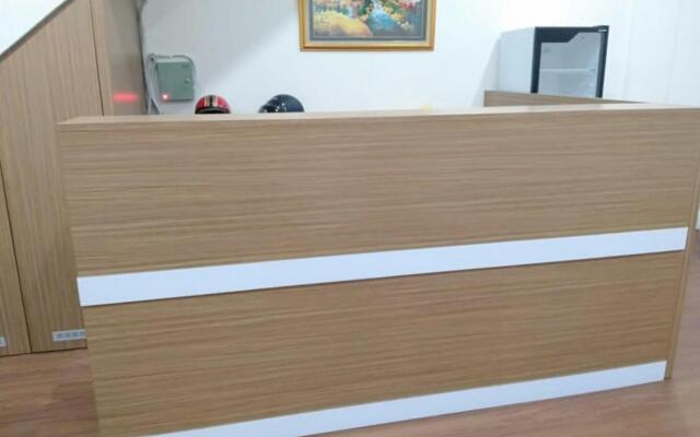 RedDoorz @ Komplek MMTC Deli Serdang