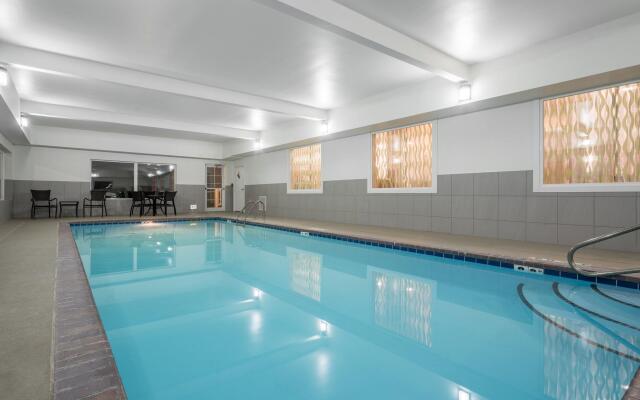 Holiday Inn Express & Suites Ames by IHG