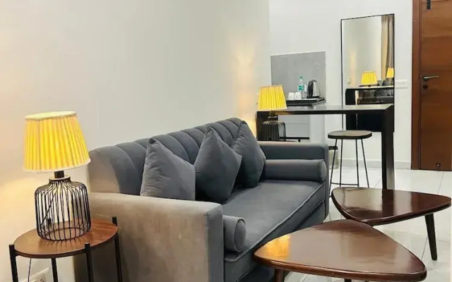 Royal Studio Golf Course Road