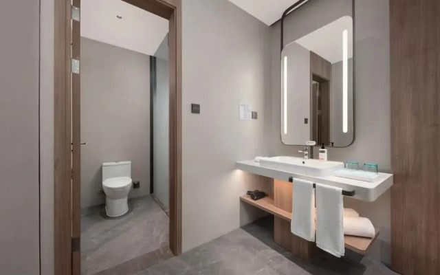 Holiday Inn Express Shenzhen Futian Center by IHG