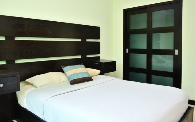 Lotus-6 by Playa District