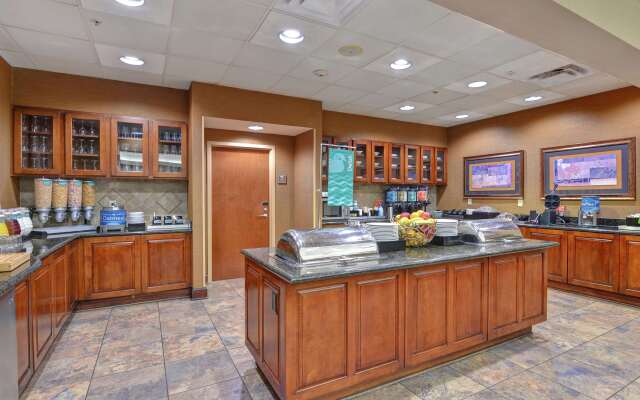 Homewood Suites by Hilton Fayetteville