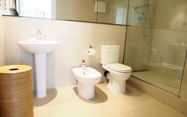 Monarch House Serviced Apartments